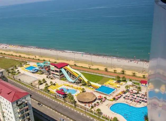 Batumi White Wave Apartments 