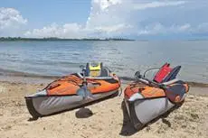 2 Friends Entebbe Beach Hotel 