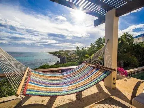 Waves on Shoal Bay Villa 