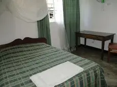 Longonot Guest House 