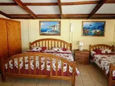 Punta Roca Surf Resort 