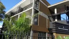 Rieks van der Walt Self-Catering Apartment 