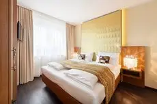 AMEDIA Hotel & Suites 