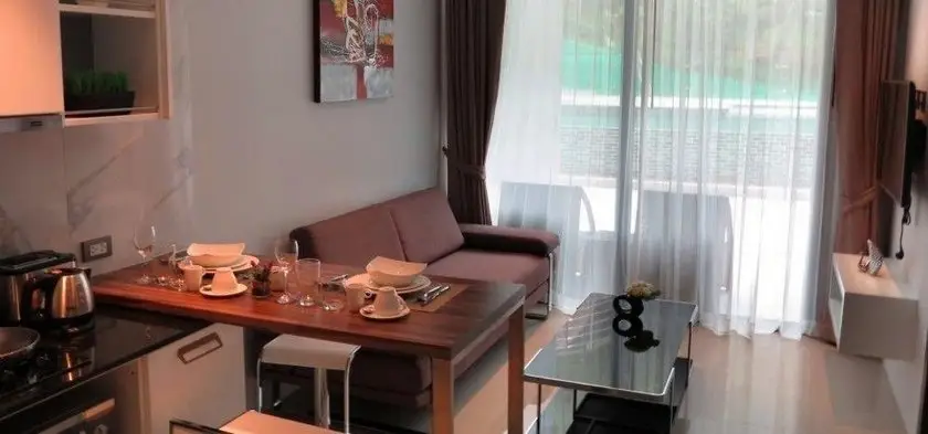 Emerald Terrace Apartment Patong 