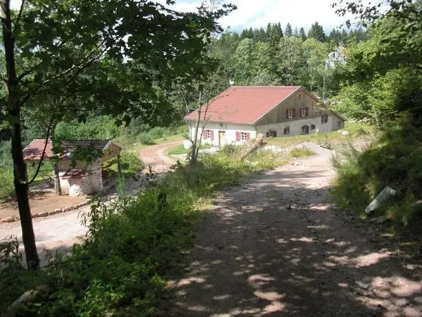 Ferme Des Poncees 