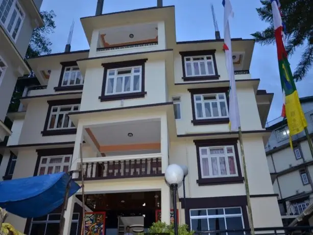 Hotel Kai Fu Khim Residency 