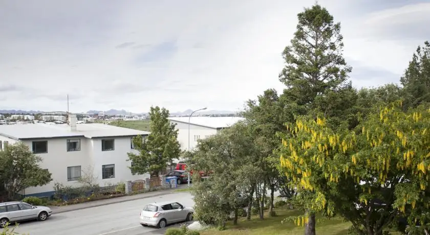 Hillside Apartment 