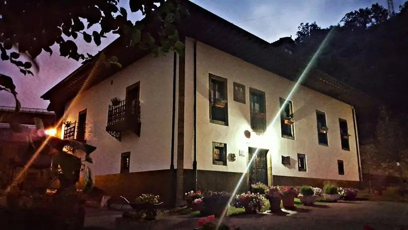 Casa de Aldea rural Palacio de Galceran alquiler por habitaciones