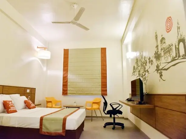 Hotel Polo Max Allahabad