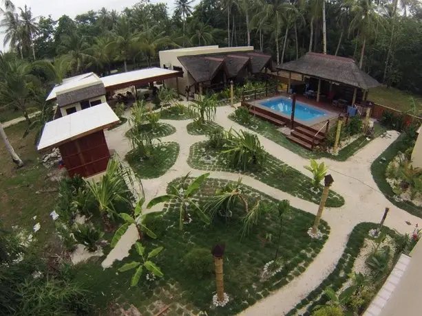 Siargao Sunset Bay Beach Villas 