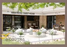 Albatross Guesthouse 