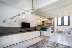 Porta Torre Loft - byMyHomeinComo 