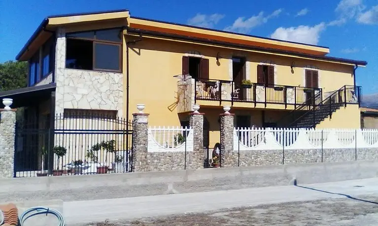 Casa del Sole Campofelice di Roccella