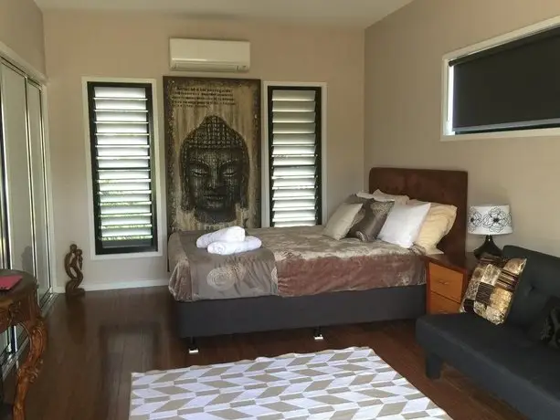 Homestay - The Zen Den Bed & Breakfast