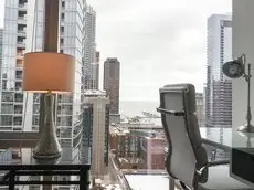 Chicago Downtown Suites Walk to Magnificent Mile 