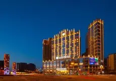 Grand New Centery Hotel Leshan 