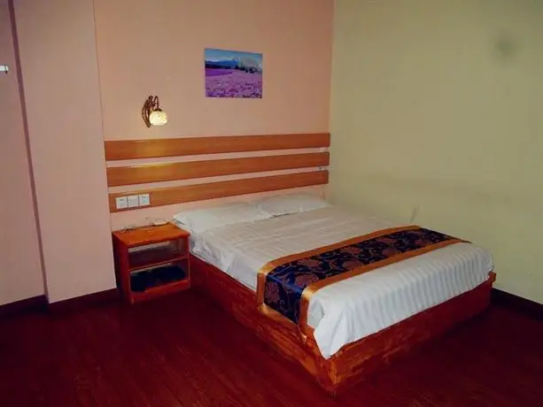 Leshan Emerald Guest House 