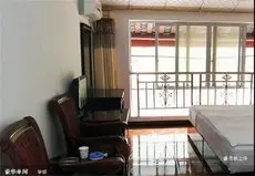 Emeishan Sanyuan Shuzhuang Home Stay 