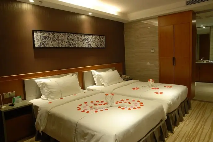 Insail Hotels Gongbei Port Zhuhai