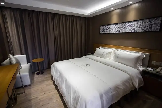 Insail Hotels Gongbei Port Zhuhai 