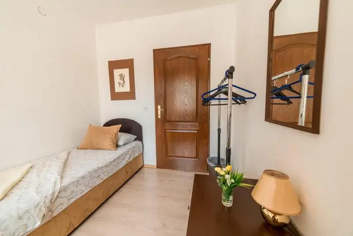 Rooms & Apartment GH Pasha 