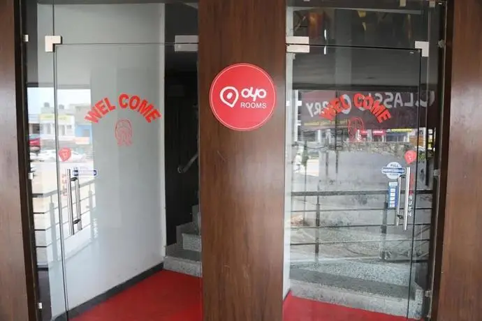 OYO 1355 Hotel Dream Zirakpur 