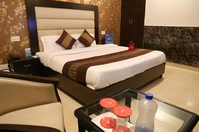 OYO 1355 Hotel Dream Zirakpur 