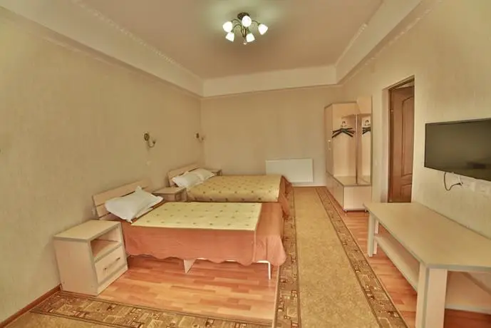 Caravan Hotel Karakol