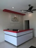 Tas Sakura Budget Hotel 