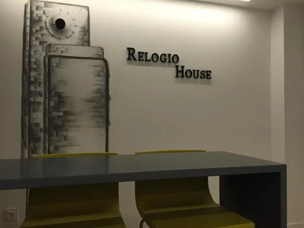 Relogio House 