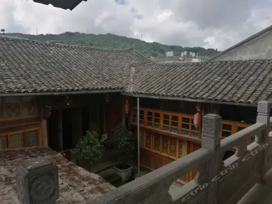 Baoshan Heshun Banrixian Xiaopin Hostel 