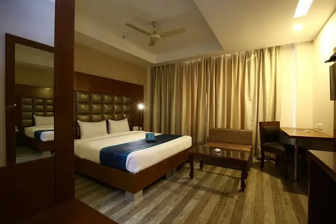 FabHotel Chandigarh Airport 