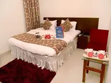 OYO 1806 Hotel Platinum House 