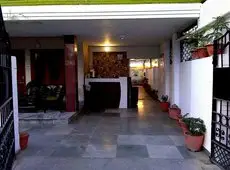 OYO 1806 Hotel Platinum House 