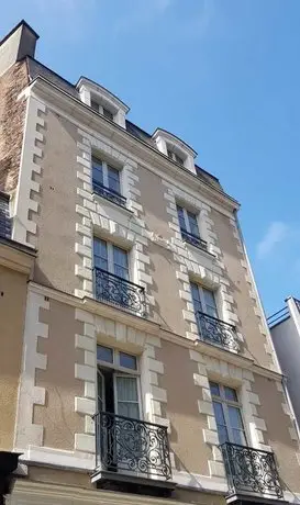 La Maison De Nemours 