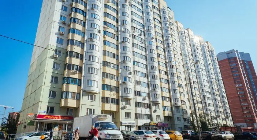 Yellow Rooms on Pavshinsky Boulevard 