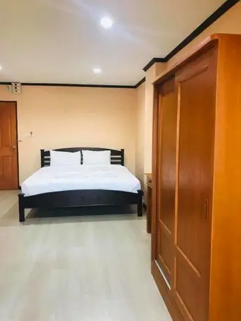 B P Grand Service Apartment