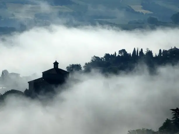 Casa Luisa Todi