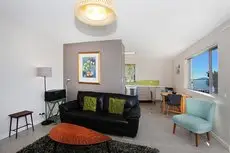 Bilgola 1 - 2 BDRM Apt on Alex Heads 