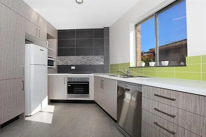 Bilgola 1 - 2 BDRM Apt on Alex Heads 