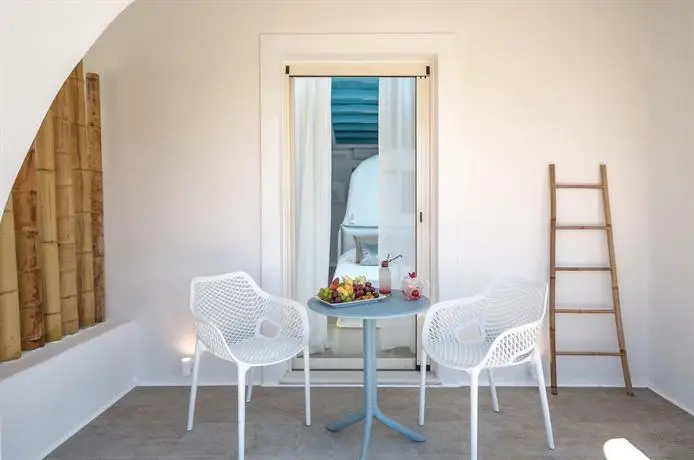 Naxos Euphoria Suites 