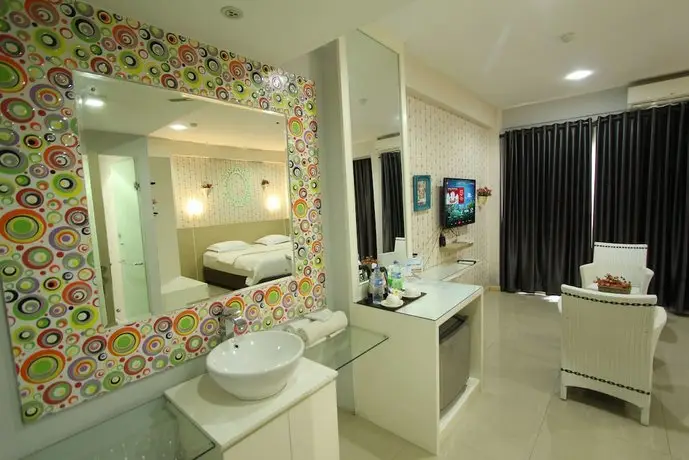 Fastrooms Bekasi Hotel 