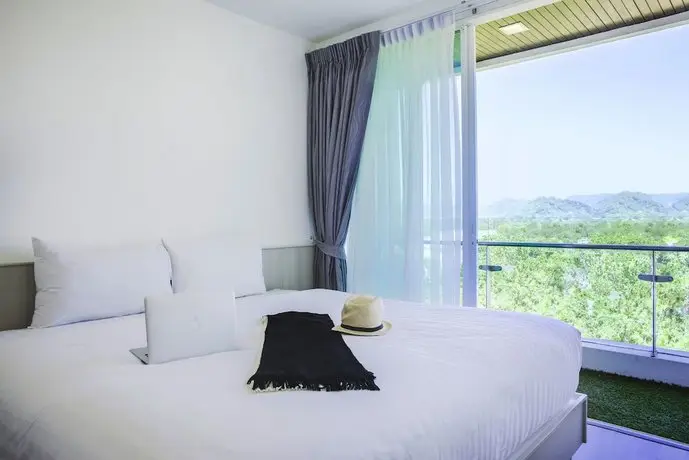 The WIDE Condotel - Phuket 