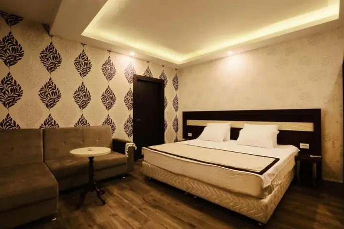 AZD House Hotel 