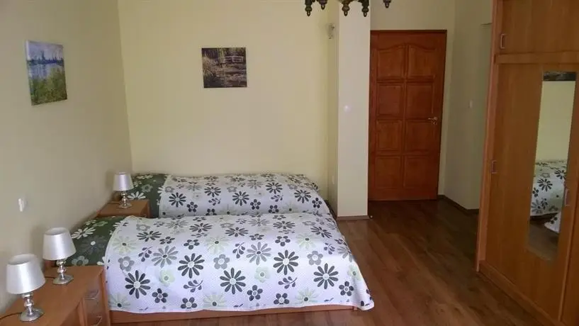 DUO Apartmanok Sarvar