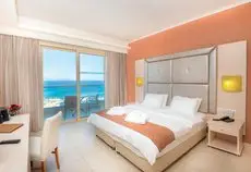 Grand Blue Beach Hotel 