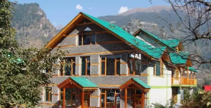 The Manali Cottage 