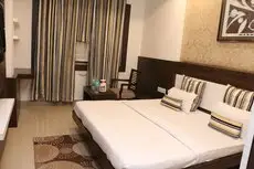 Hotel Shalimar Deluxe Bhopal 