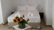 Niovi Boutique Apartments 