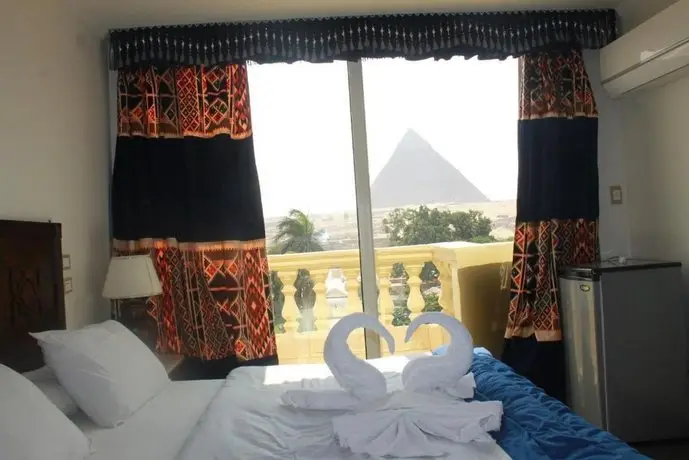 Great Pyramid Inn